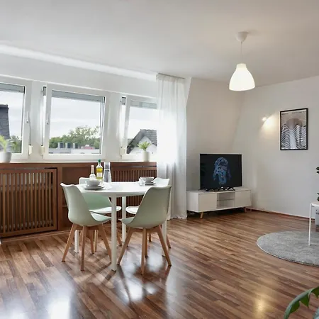 Neu Gemuetliche Fuer Max 5 Personen Mit Balkon Naehe Mosel Mit Blick Auf Weinberge Appartement Coblence