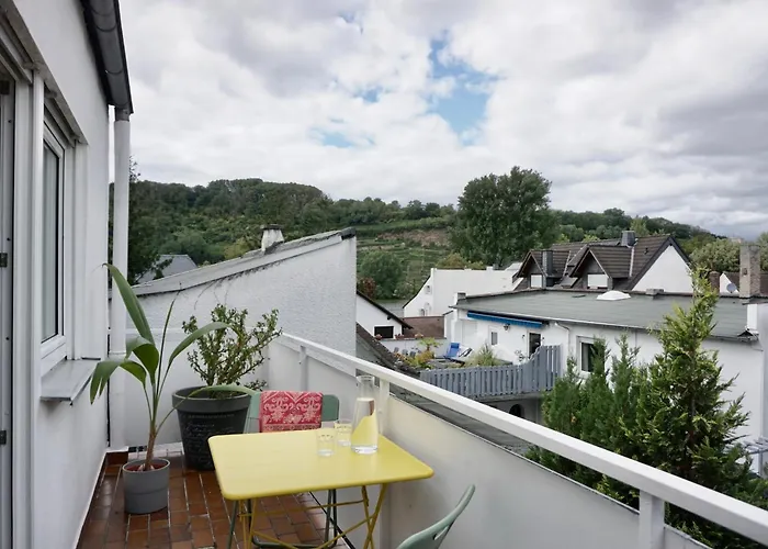 Apartmán Neu Gemuetliche Fuer Max 5 Personen Mit Balkon Naehe Mosel Mit Blick Auf Weinberge *